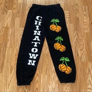 NEW CHINATOWN MARKET KEEPING THE GAME FRESH SWEATPANTS